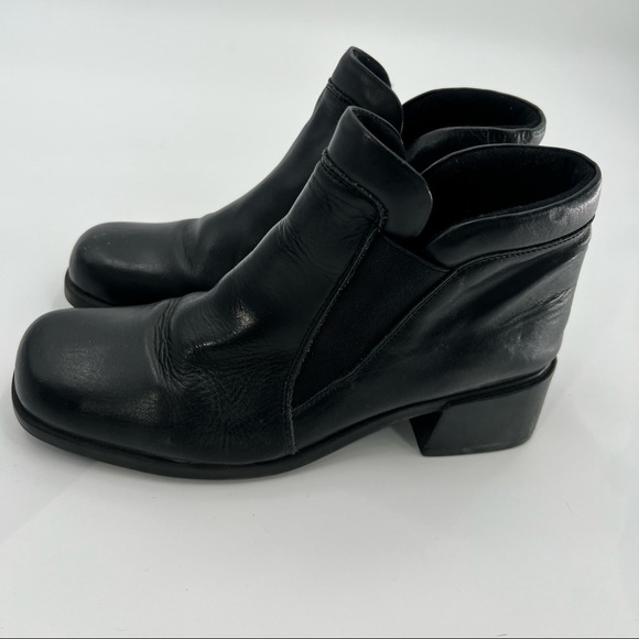 Spring Step black leather boots shoes size 6 - Picture 10 of 10